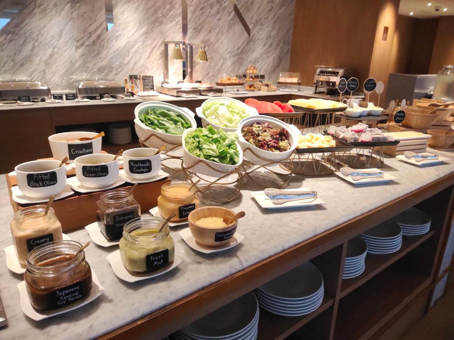 Ayathorn Bangkok Hotel Bagian luar foto
